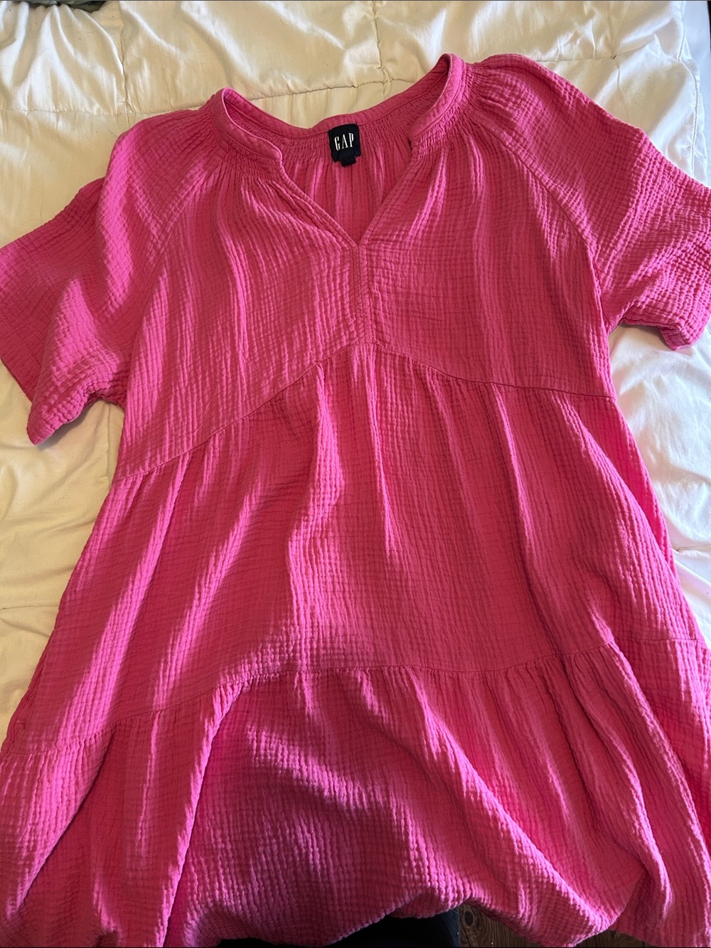 GAP Women's Bright Pink Tiered V-Neck Gauze Tunic